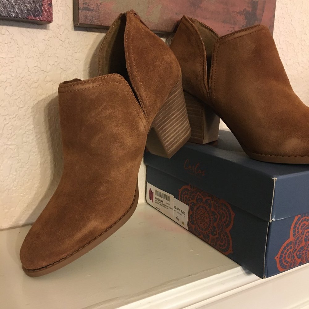 Carlos Santana Carmin ankle booties, NIB, brown